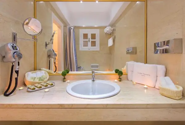 Lindos Harmony Suites 10